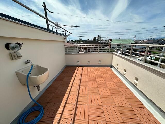 南湖５丁目貸家 ベランダ