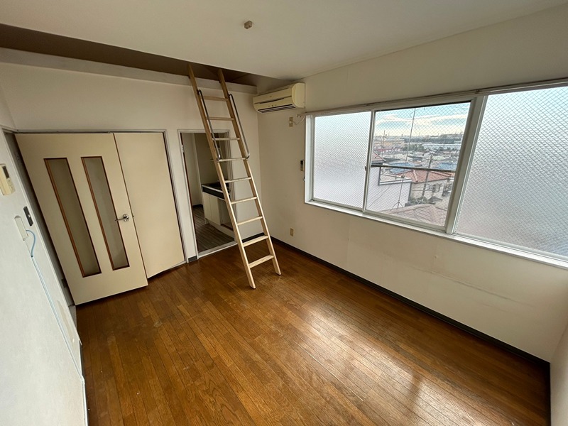 パストラーレ リビング