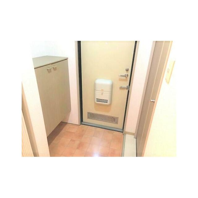 コスモエステート 玄関