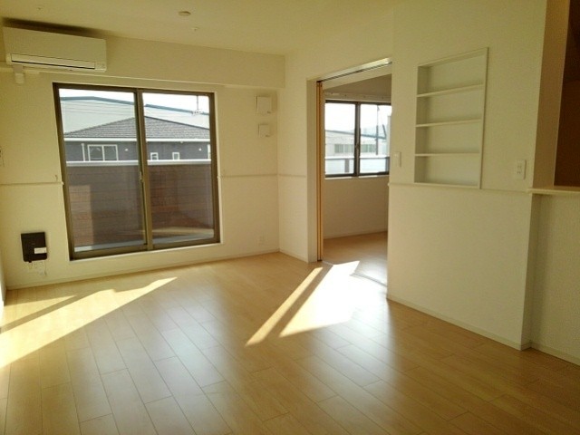 ラ　ヴィラⅡ リビング