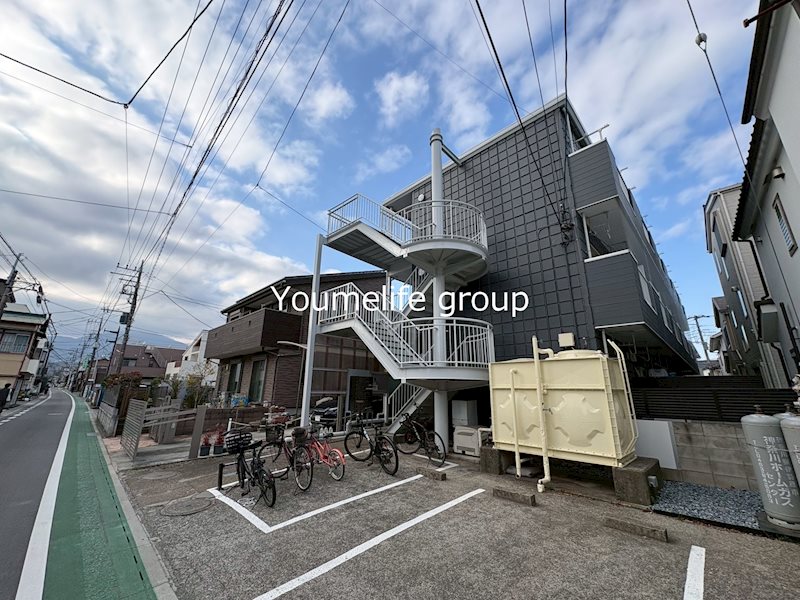 リエス伊勢原 306号室 外観