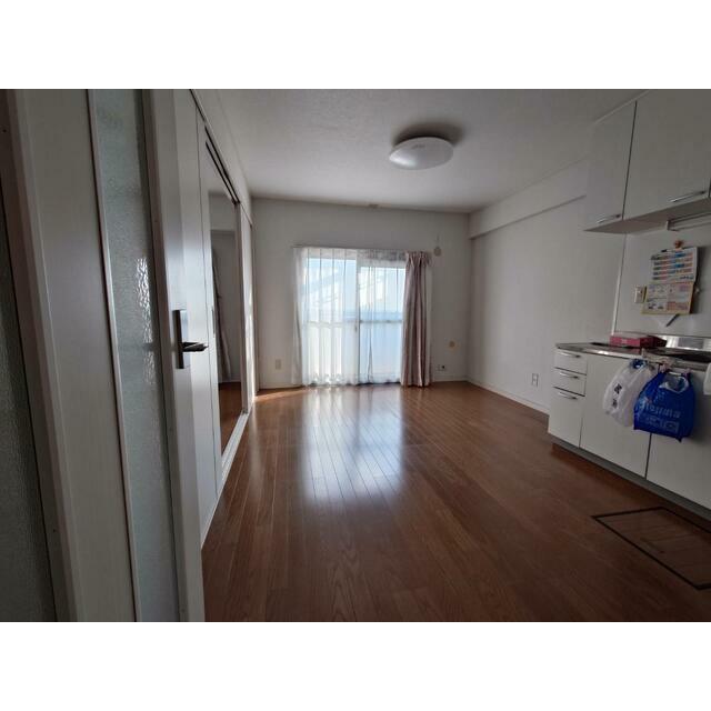 藤沢共同ビル リビング