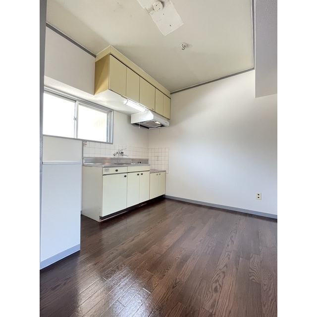 コートパル戸塚 リビング