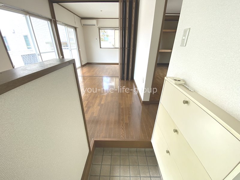 ソシエ南原 玄関