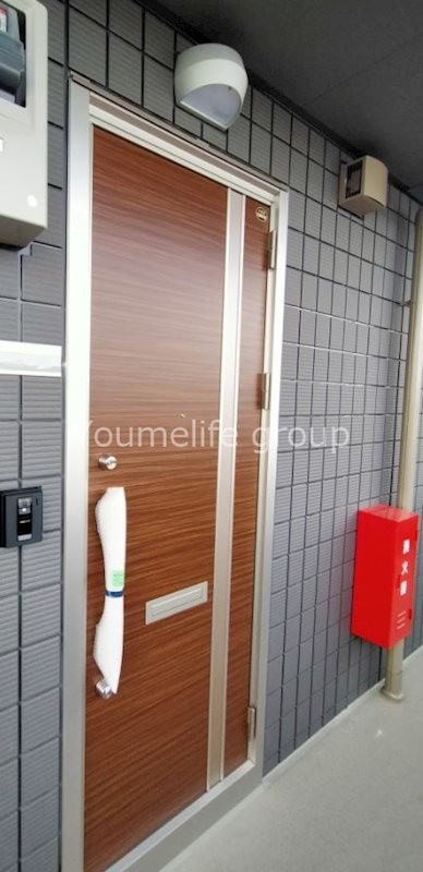 ウィスティリア湘南 玄関