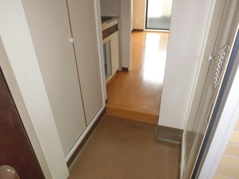 伊勢原エレガンス 玄関