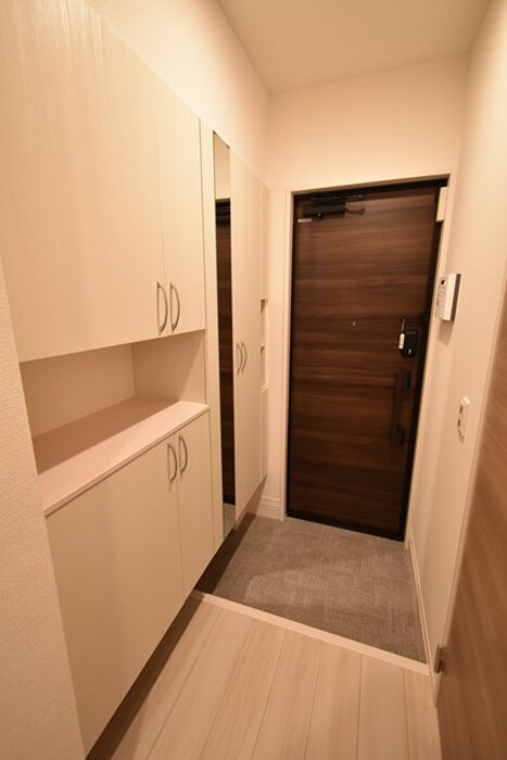 ルミエール 玄関