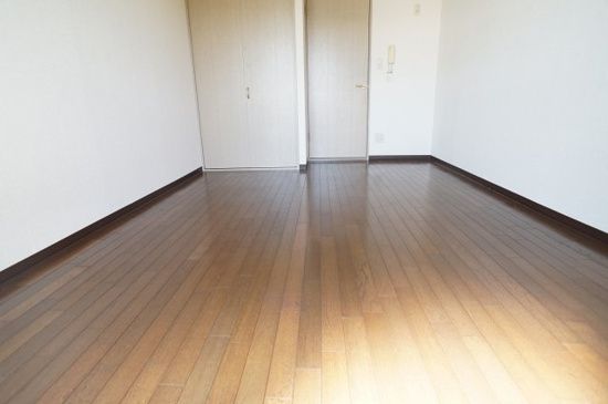 ヒルズ青山 リビング