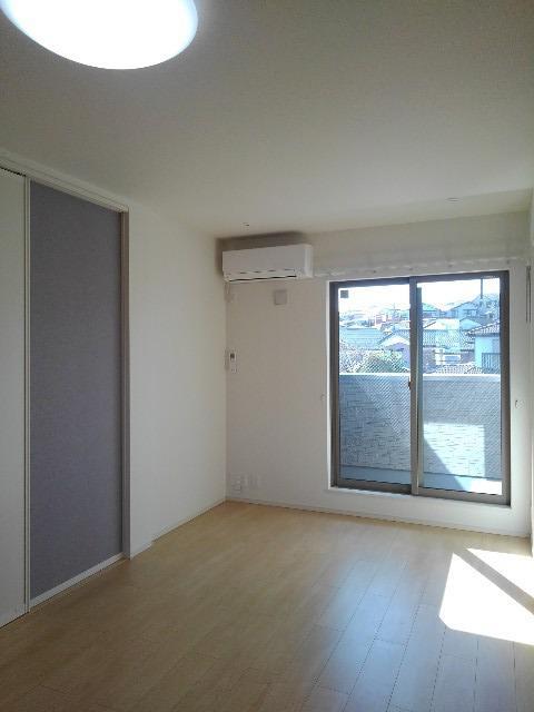 ＳＨ．ハイビレッヂ リビング