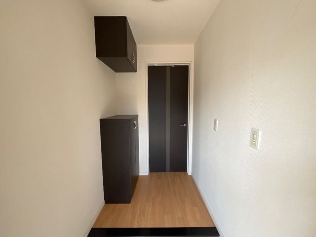 サン　フォレスタ　Ａ 玄関