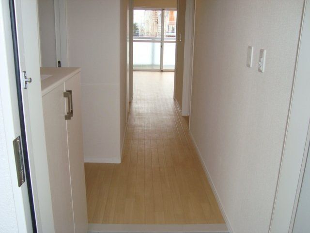 コモド　レジデンス 玄関