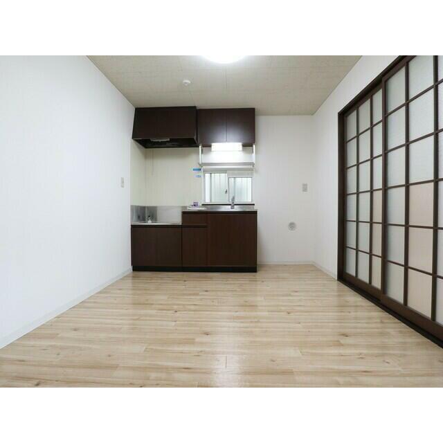 メンバーズタウン厚木Ｆ リビング