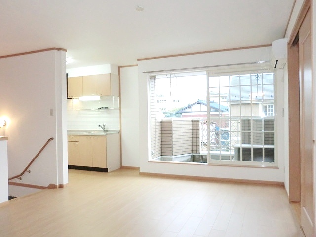 フロレスタカマクラⅠ リビング