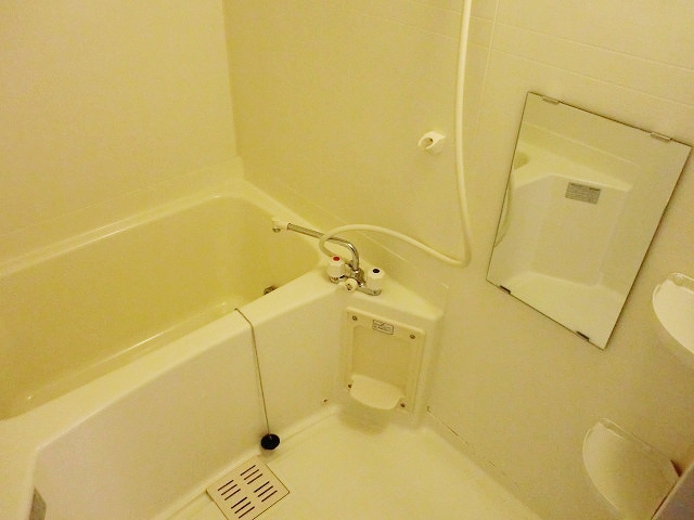 フロレスタカマクラⅠ 風呂画像