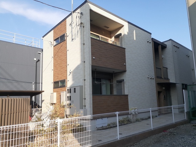 ＯＣＥＡＮ　ＣＯＵＲＴ　材木座 101号室 外観