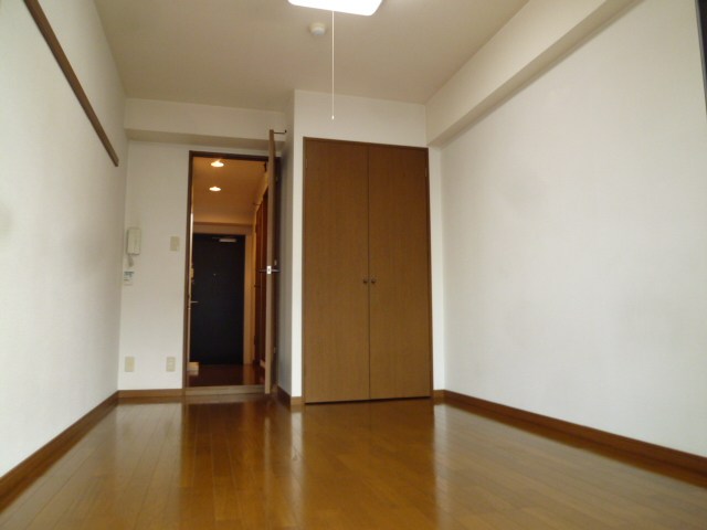 ハイツ井上Ⅱ ベッドルーム