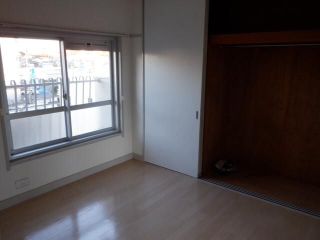 マンション赤関 ベッドルーム