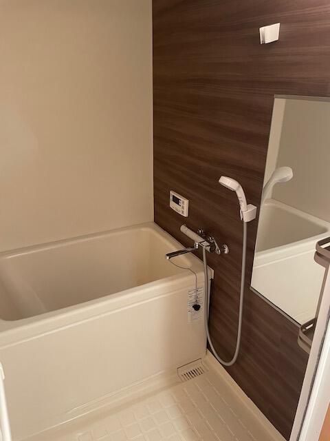 ロイヤルヒルズ 風呂画像