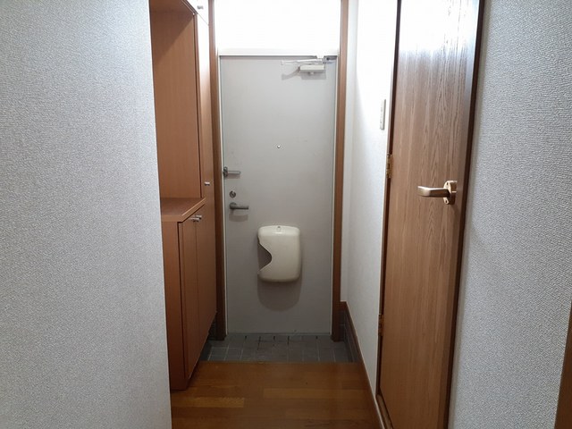 コーポ中谷戸Ⅴ 玄関