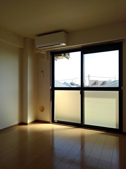 ヒルトップ湘南 リビング