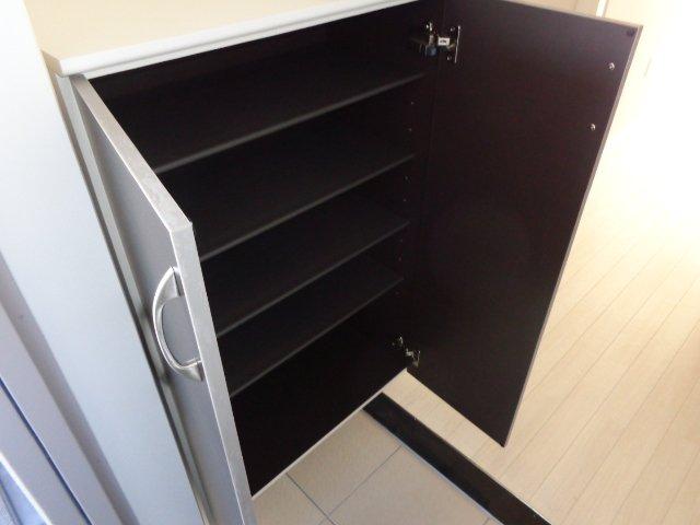 リバティ 玄関
