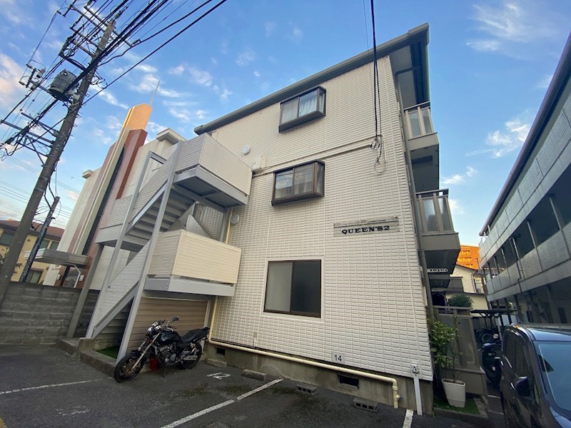 クイーンズ2 204号室 外観