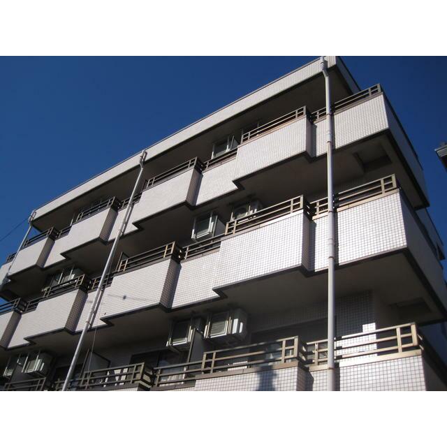 アドーレ湘南 302号室 外観