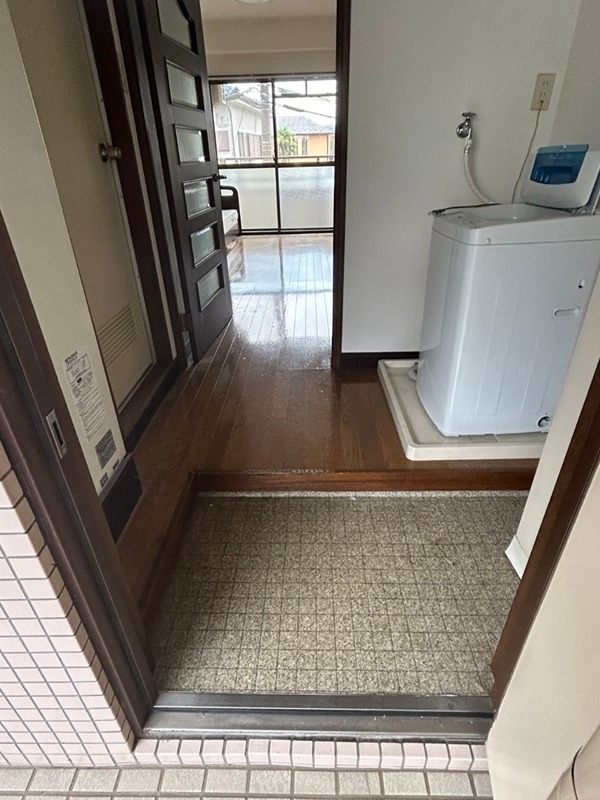 アドーレ湘南 玄関