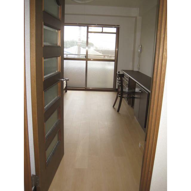 アドーレ湘南 リビング