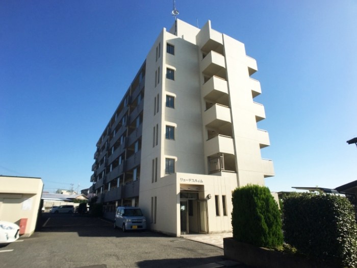 リューデスハイム 402号室 外観