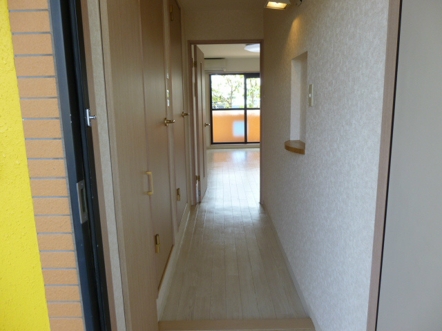 ロワジール 玄関