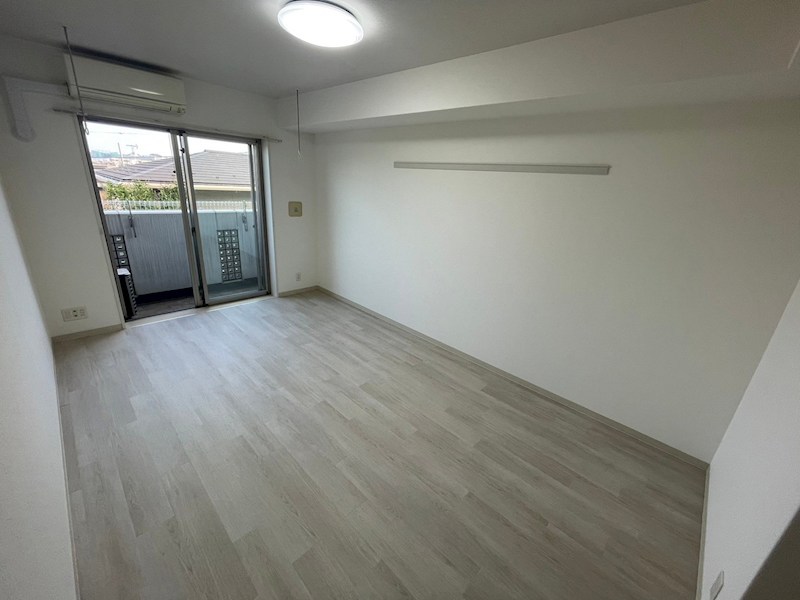 メゾンオルレアン ベッドルーム