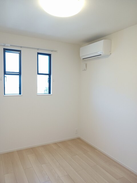 Ｃａｌｍ　Ｃｏｕｒｔ その他1