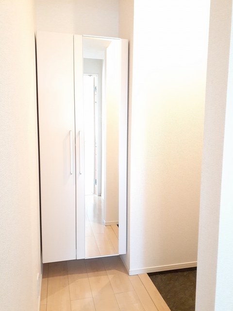 カーンズ高座渋谷 玄関