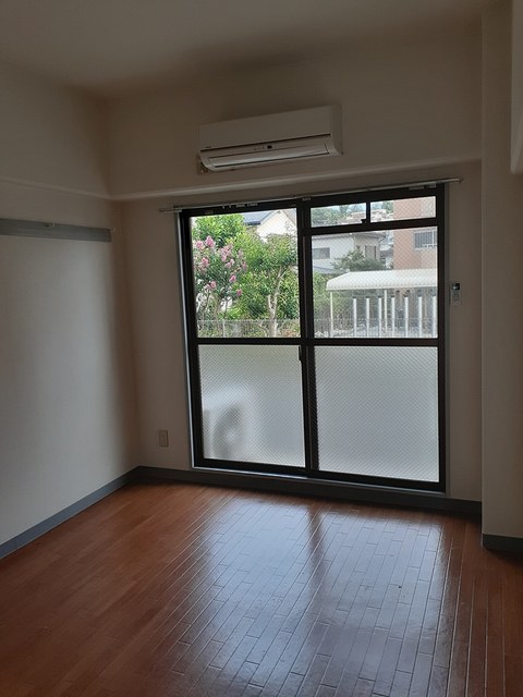 サンブライトいずみ リビング