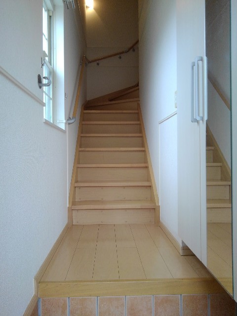 プレジャーヒルズ湘南 玄関