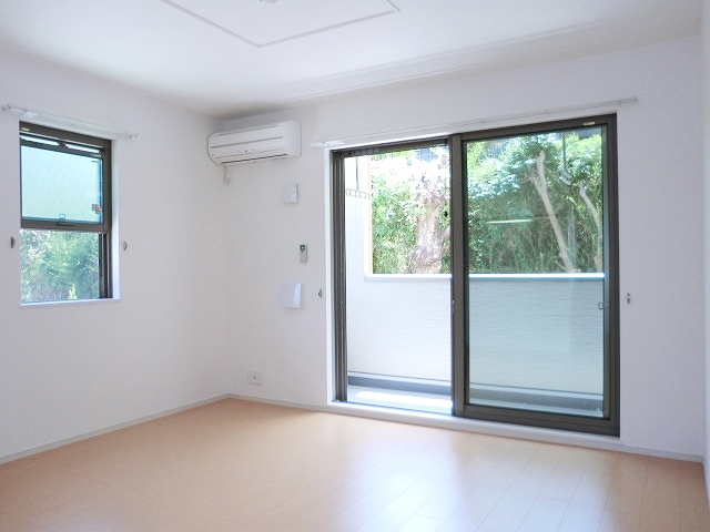 ＳＡ・ＫＵ・ＲＡ リビング