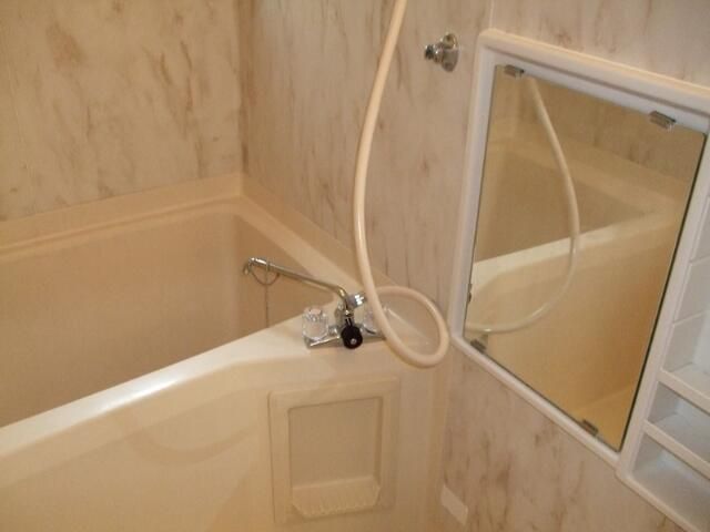 エミネンス・ハナＢ 風呂画像