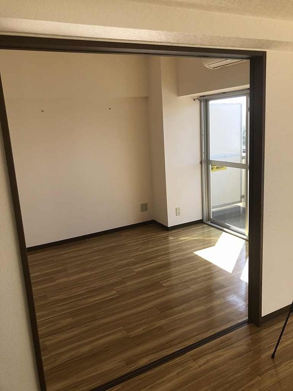 スカイコート リビング