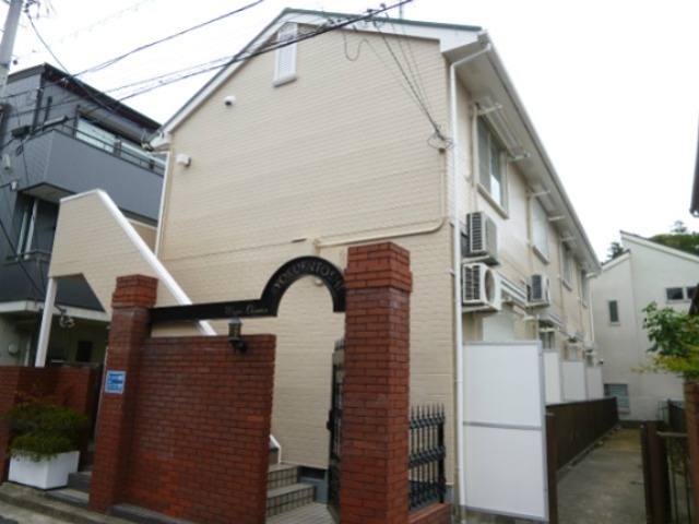 ワコーレエレガンス緑園都市  202号室 外観