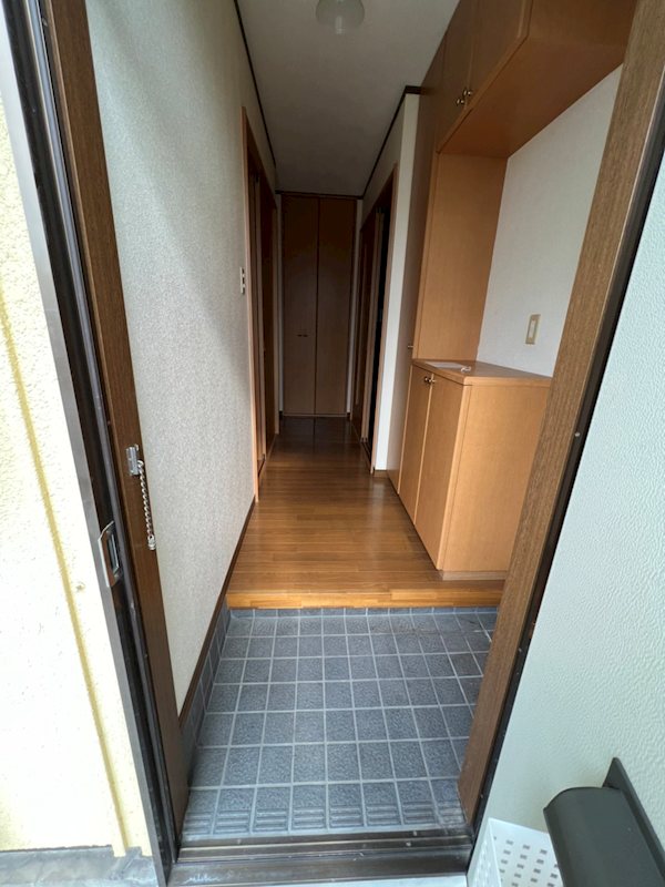 グリーンルーフ2 玄関