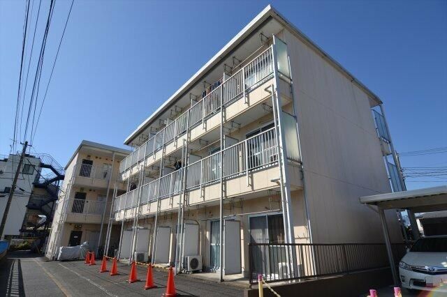 第一レジデンス白鳥 305号室 外観