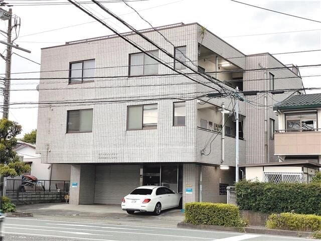 ロイヤルヒルズ石室 305号室 外観