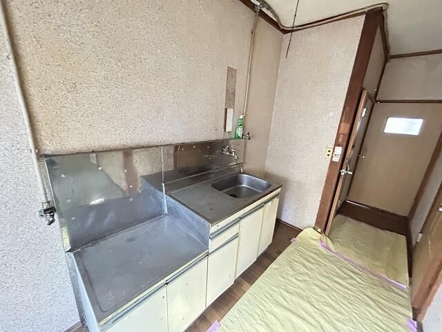 神奈川県綾瀬市寺尾西３丁目 キッチン