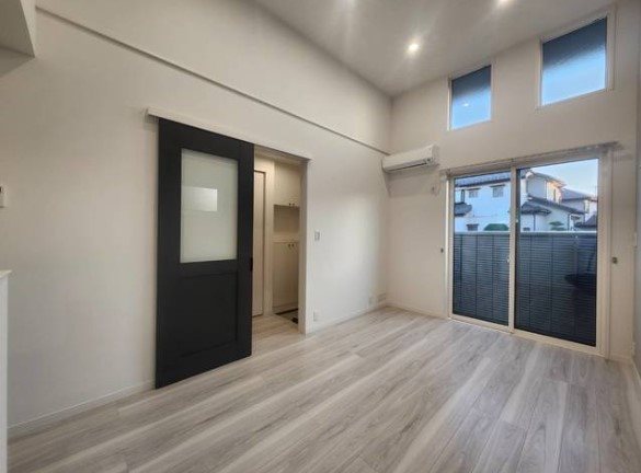 Ｓｕｎｎｙ　Ｃｏｕｒｔ　Ｌ リビング