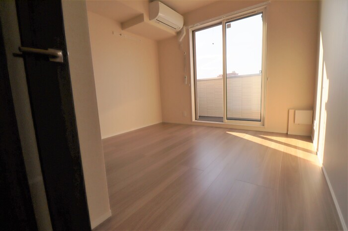 マ・メゾン鵠沼花沢　B リビング