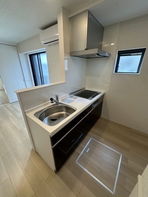 ラ　プルーヴ キッチン