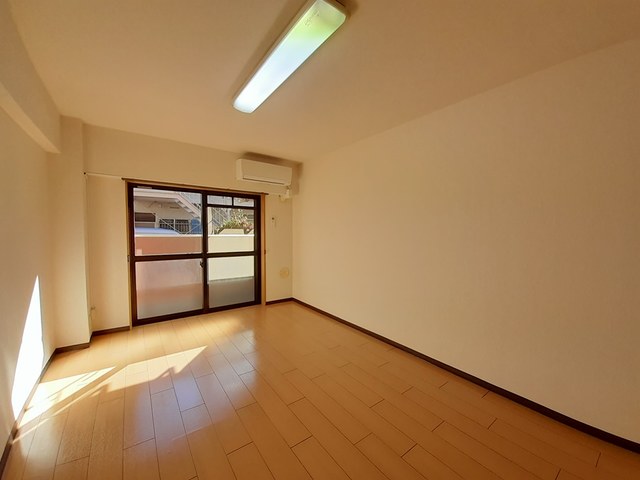 イーアイハイツⅡ リビング