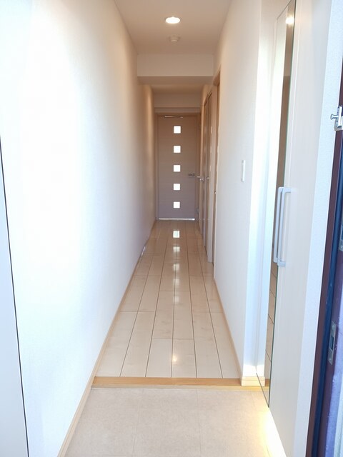 リーヴァ蛍田 玄関