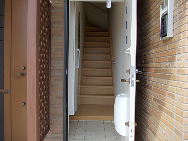 Ａｒｕｖｉｔａ　Ｅ 玄関